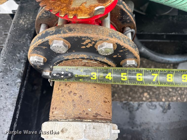 image for item EG2162 2013 Mack GU713 vacuum truck