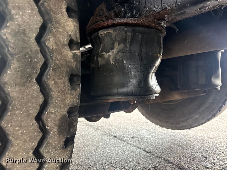 image for item EG2162 2013 Mack GU713 vacuum truck