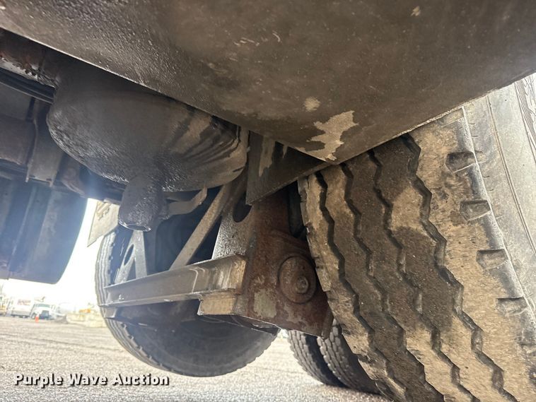 image for item EG2162 2013 Mack GU713 vacuum truck