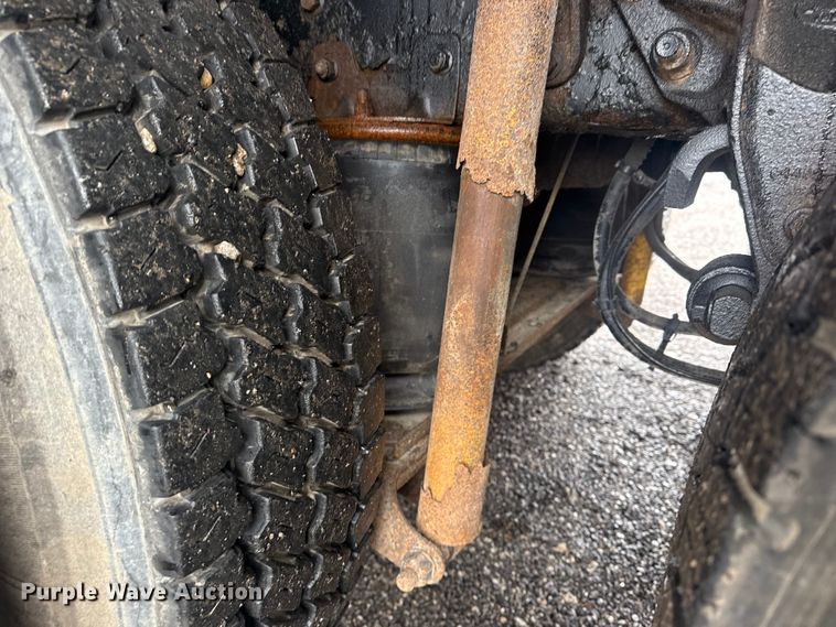 image for item EG2162 2013 Mack GU713 vacuum truck