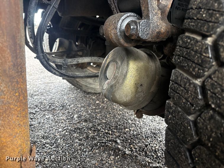 image for item EG2162 2013 Mack GU713 vacuum truck