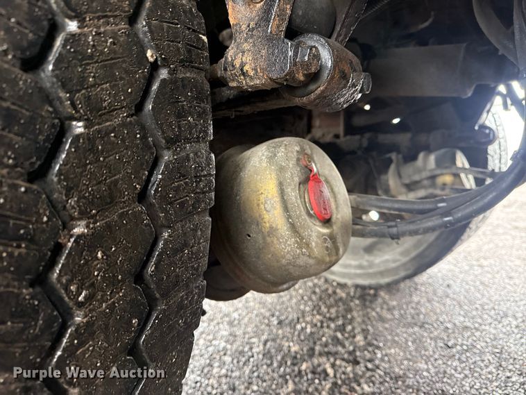 image for item EG2162 2013 Mack GU713 vacuum truck