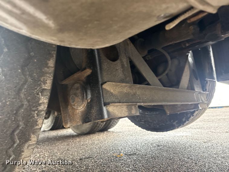 image for item EG2162 2013 Mack GU713 vacuum truck