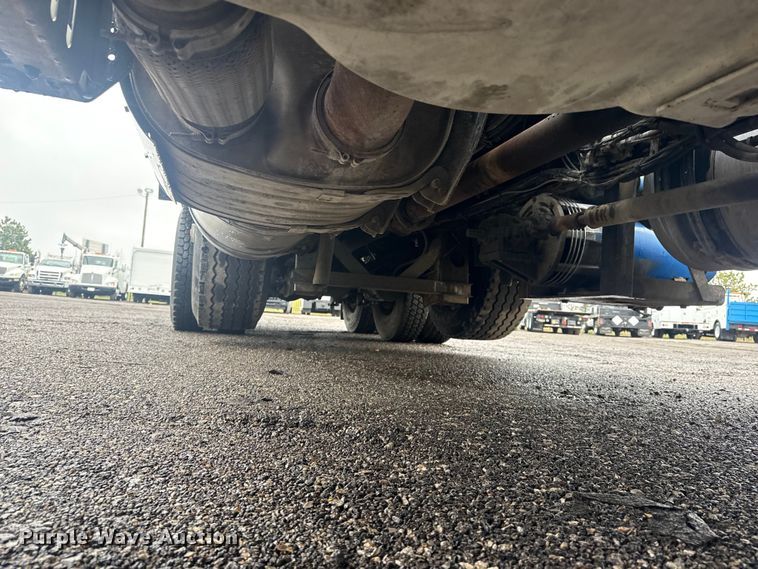 image for item EG2162 2013 Mack GU713 vacuum truck