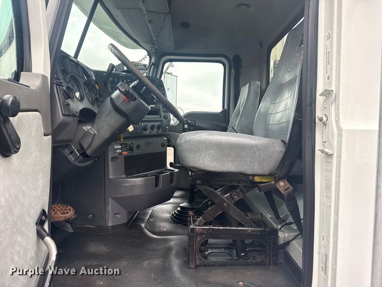 image for item EG2162 2013 Mack GU713 vacuum truck