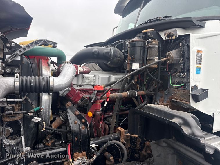 image for item EG2162 2013 Mack GU713 vacuum truck