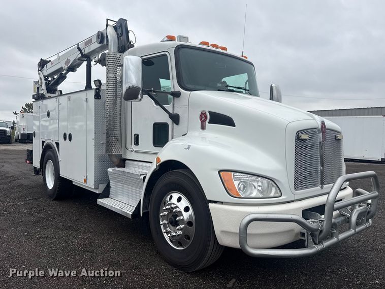 image for item EG2169 2015 Kenworth T370 utility / service truck