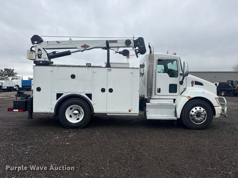 image for item EG2169 2015 Kenworth T370 utility / service truck