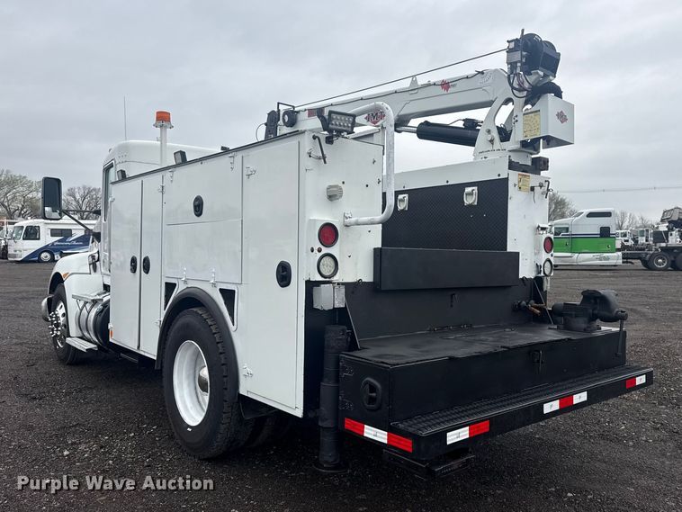 image for item EG2169 2015 Kenworth T370 utility / service truck