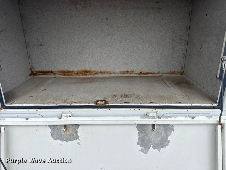 image for item EG2169 2015 Kenworth T370 utility / service truck