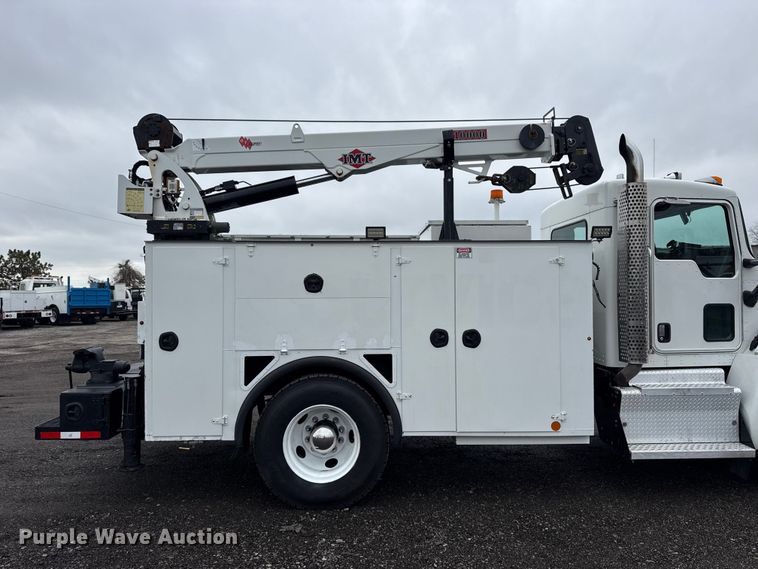 image for item EG2169 2015 Kenworth T370 utility / service truck