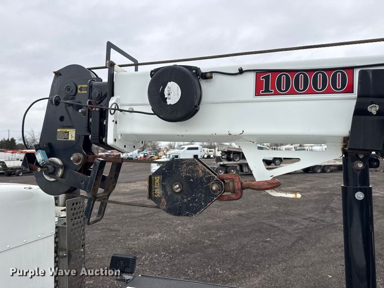 image for item EG2169 2015 Kenworth T370 utility / service truck