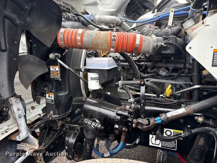 image for item EG2169 2015 Kenworth T370 utility / service truck