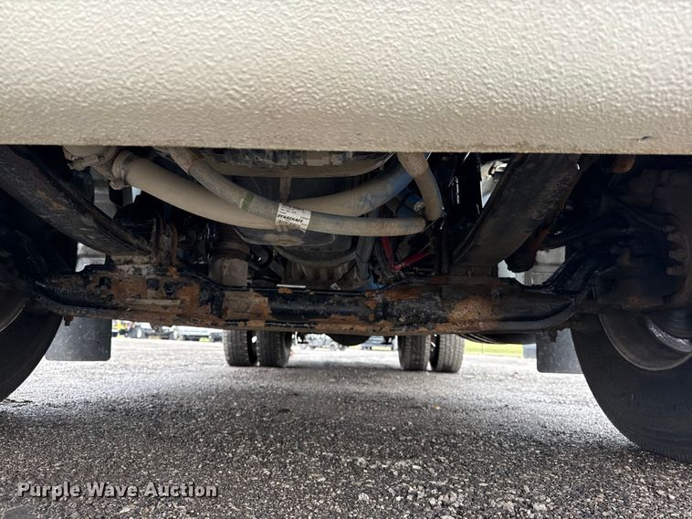 image for item EG2169 2015 Kenworth T370 utility / service truck