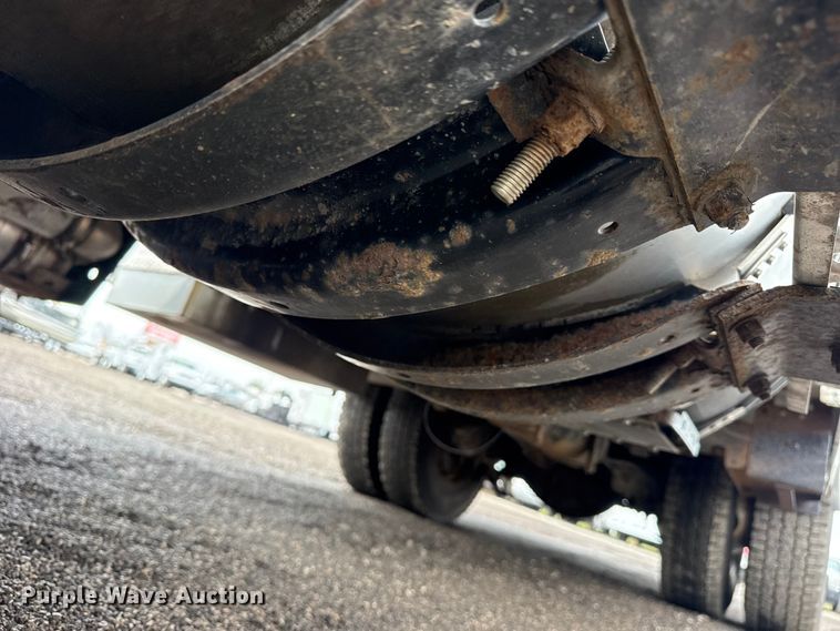 image for item EG2169 2015 Kenworth T370 utility / service truck