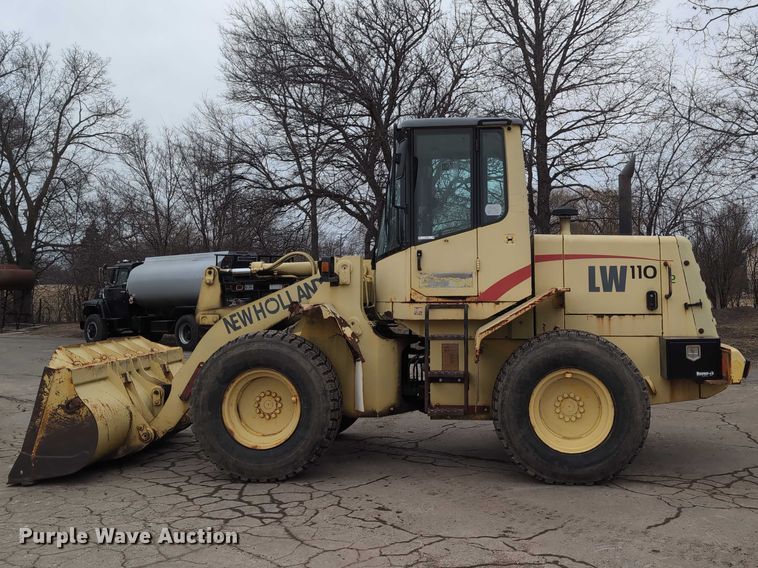 image for item EG2728 1999 New Holland LW110 wheel loader