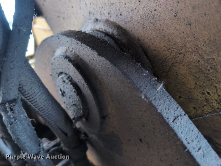 image for item EG2728 1999 New Holland LW110 wheel loader