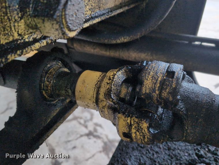 image for item EG2728 1999 New Holland LW110 wheel loader