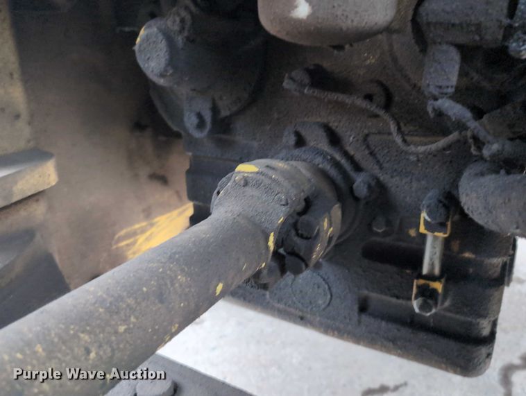 image for item EG2728 1999 New Holland LW110 wheel loader