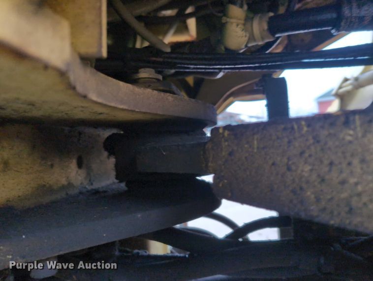 image for item EG2728 1999 New Holland LW110 wheel loader