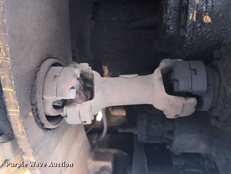 image for item EG2728 1999 New Holland LW110 wheel loader