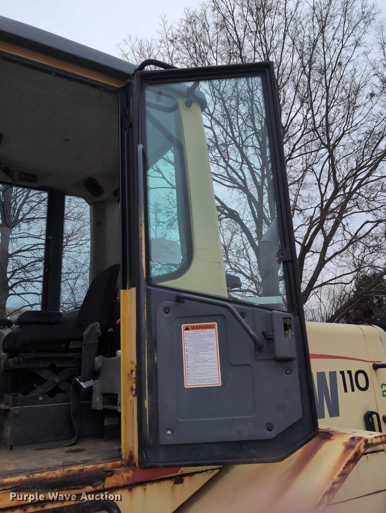 image for item EG2728 1999 New Holland LW110 wheel loader