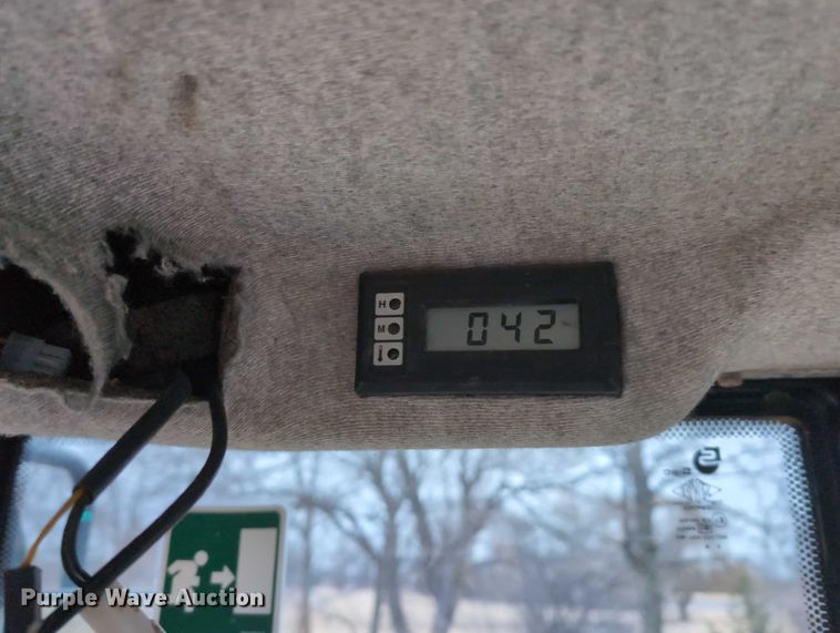 image for item EG2728 1999 New Holland LW110 wheel loader