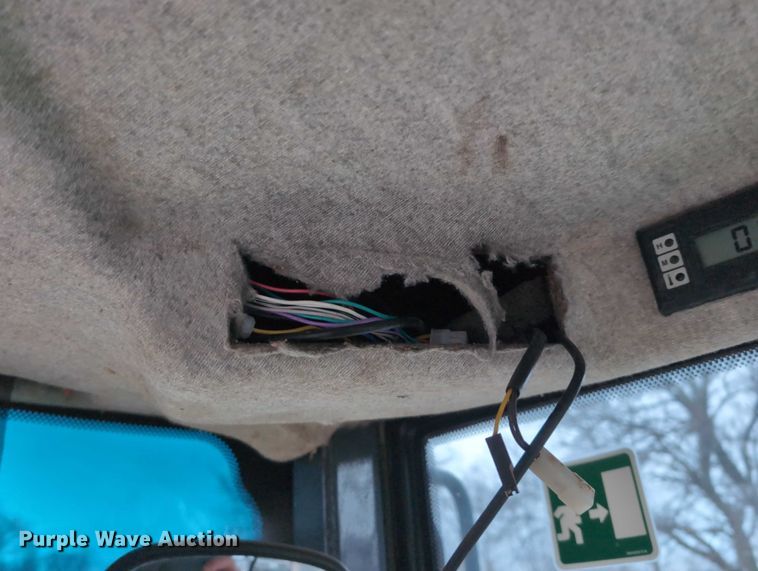 image for item EG2728 1999 New Holland LW110 wheel loader