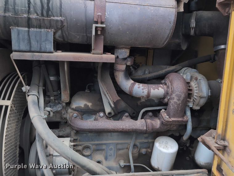 image for item EG2728 1999 New Holland LW110 wheel loader