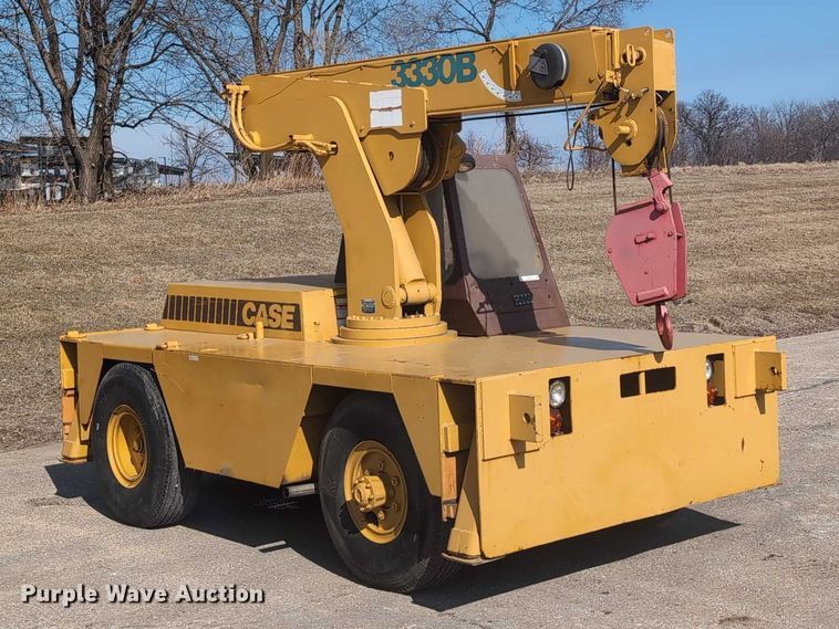 image for item EG2743 1983 Case 3330B crane