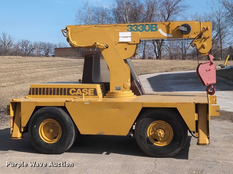 image for item EG2743 1983 Case 3330B crane