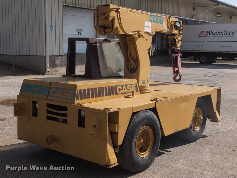 image for item EG2743 1983 Case 3330B crane