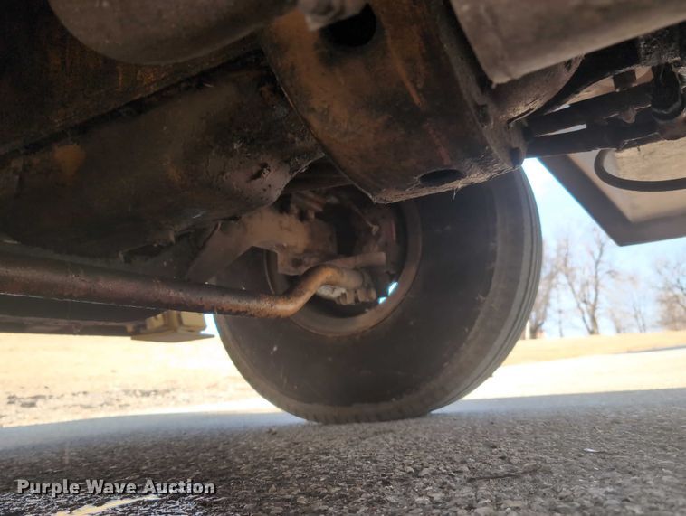 image for item EG2743 1983 Case 3330B crane