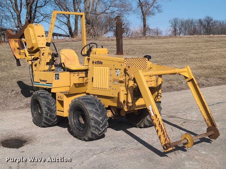 image for item EG2744 1997 Vermeer V4150a cable plow