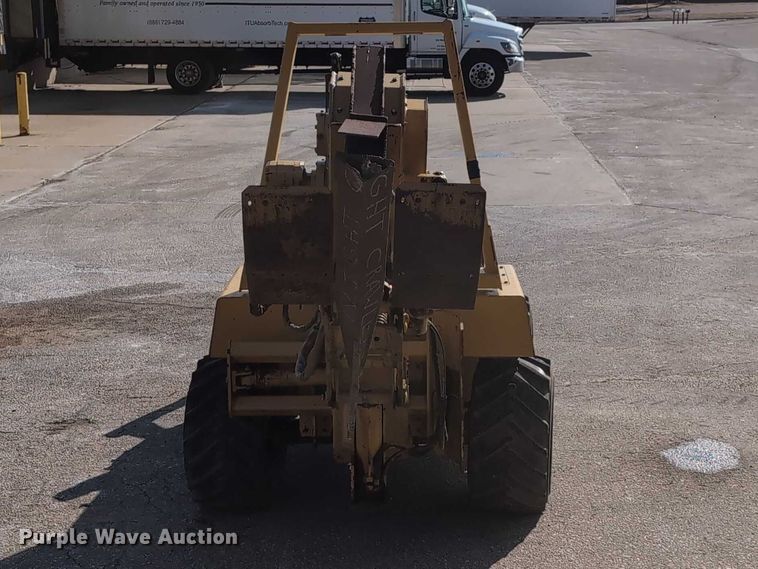 image for item EG2744 1997 Vermeer V4150a cable plow