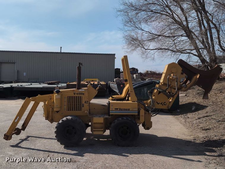 image for item EG2744 1997 Vermeer V4150a cable plow