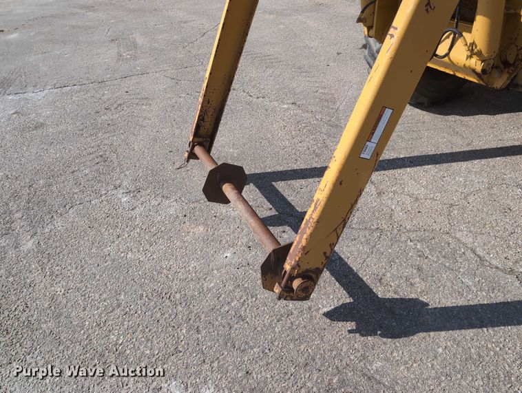 image for item EG2744 1997 Vermeer V4150a cable plow