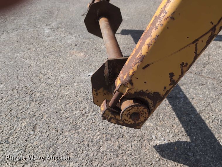 image for item EG2744 1997 Vermeer V4150a cable plow