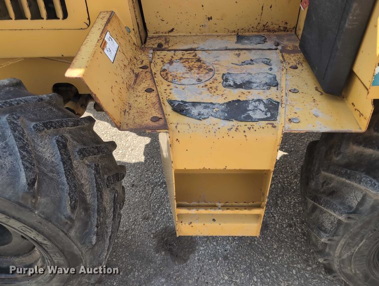 image for item EG2744 1997 Vermeer V4150a cable plow