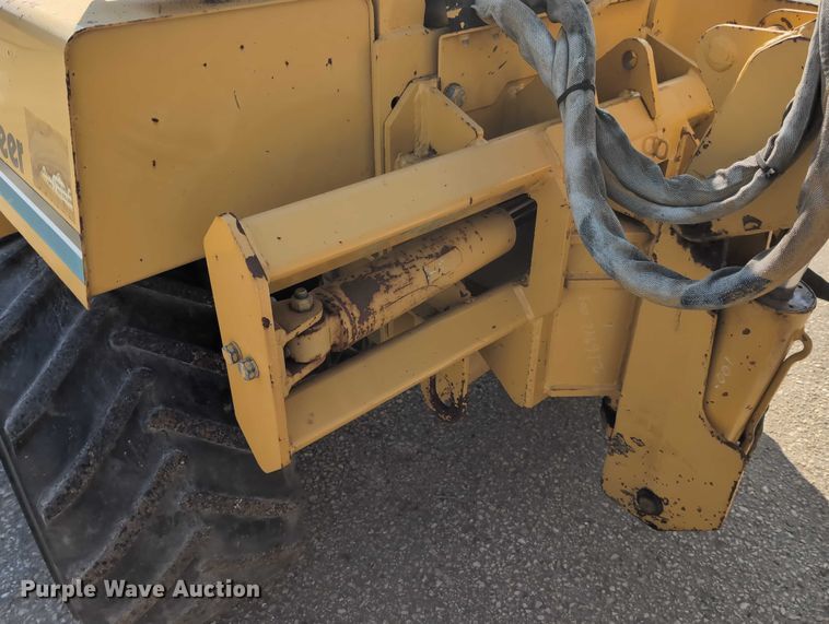 image for item EG2744 1997 Vermeer V4150a cable plow