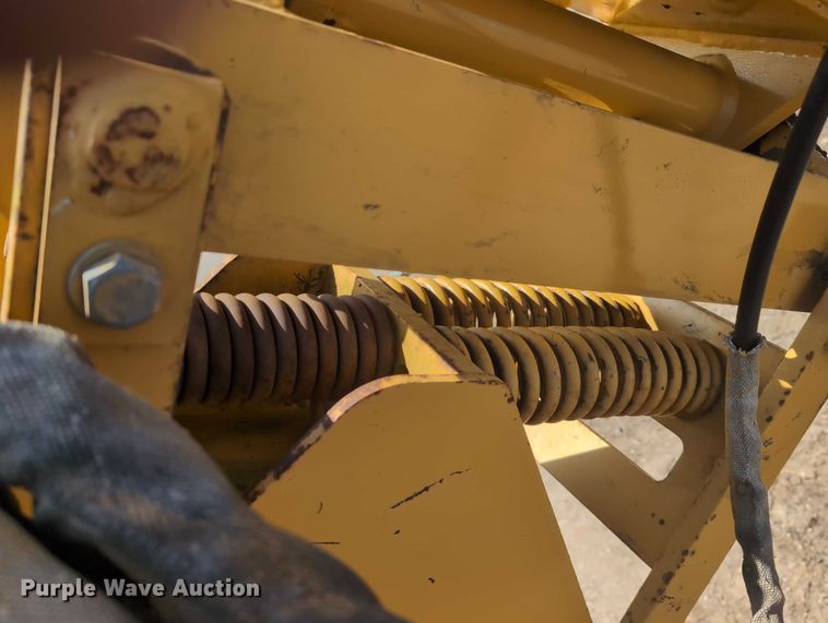 image for item EG2744 1997 Vermeer V4150a cable plow