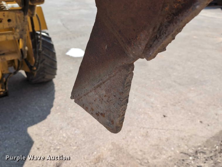 image for item EG2744 1997 Vermeer V4150a cable plow