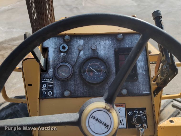 image for item EG2744 1997 Vermeer V4150a cable plow