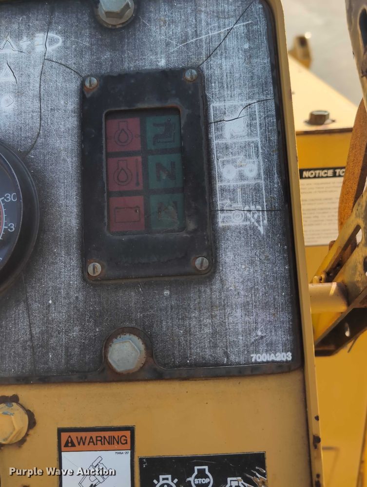 image for item EG2744 1997 Vermeer V4150a cable plow