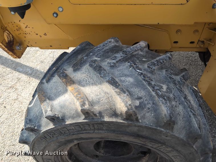 image for item EG2744 1997 Vermeer V4150a cable plow