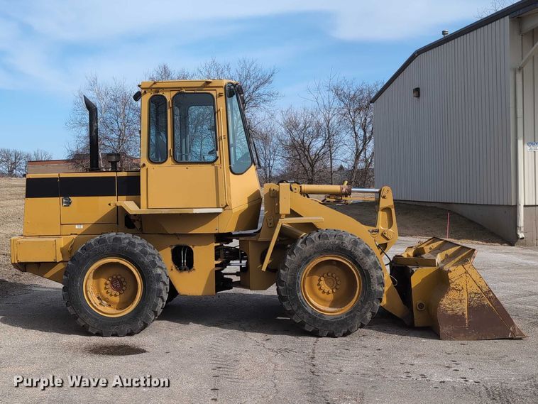 image for item EG2746 1989 John Deere 344E wheel loader