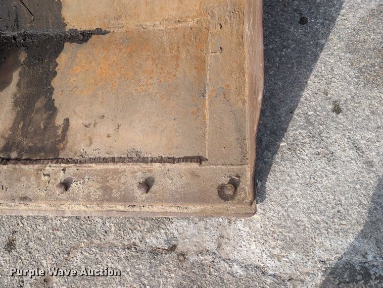 image for item EG2746 1989 John Deere 344E wheel loader