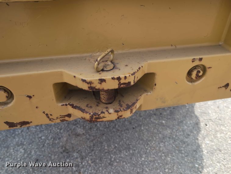 image for item EG2746 1989 John Deere 344E wheel loader