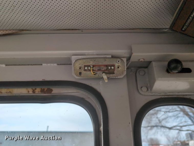 image for item EG2746 1989 John Deere 344E wheel loader