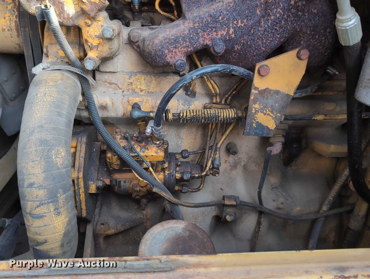 image for item EG2746 1989 John Deere 344E wheel loader